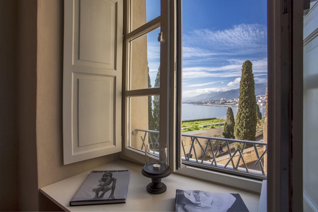 Appartement U Palazzu Ghejenuvese à Bastia  Extérieur photo